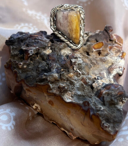 gemfield chalcedony, gemfield nevada, song dog silver, made in nevada