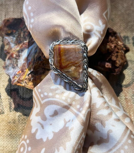 gemfield nevada, gemfield chalcedony, song dog silver, nevada scarf slide
